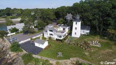 Hospital Point Lighthouse
The keeper's quarters and lighthouse as seen from over the water.
Keywords: lighthouse;drone;beverly;hospital point